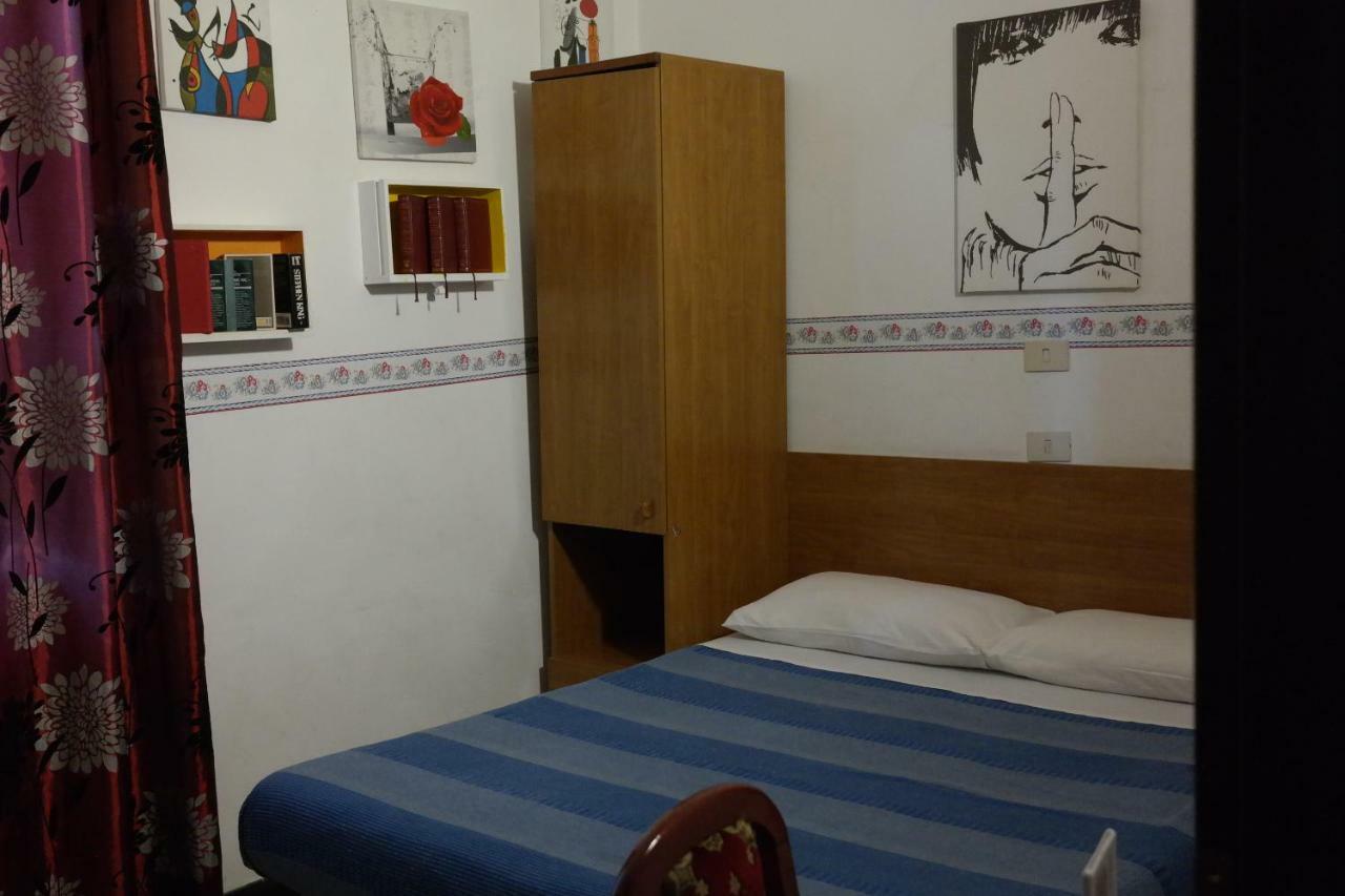 Hotel Houston Livorno - Struttura Esclusivamente Turistica - Not For Business Or Workers Exterior photo